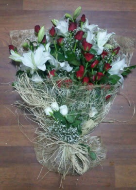 Kız isteme çiçekleri  Balgat Ankara çiçek gönderme  Kız söz nişan çiçeği