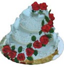  hediye sevgilime hediye çiçek  3 katli güllerle süslü pasta