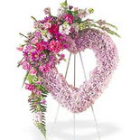 kalp içerisinde mevsim çiçekleri   Balgat Ankara online çiçek gönderme sipariş 