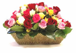  Ankara Balgat online internetten çiçek siparişi  karisik 15 adet gül sepet modeli