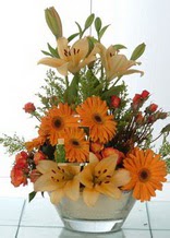  Ankara çiçek servisi , çiçekçi adresleri  cam yada mika vazo içinde karisik mevsim çiçekleri