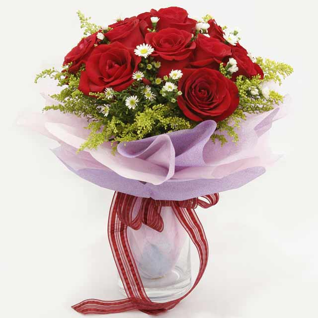 Çiçek gönderme estetikliginiz 11 gül buket  Ankara Balgat online internetten çiçek siparişi 