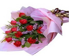 11 adet kirmizi güllerden görsel buket  Ankara İnternetten çiçek siparişi 
