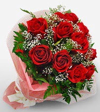 12 adet kırmızı güllerden kaliteli gül  Balgat Ankara online çiçek gönderme sipariş 