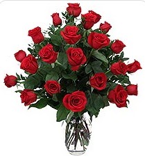  Ankara internetten çiçek satışı  24 adet kırmızı gülden vazo tanzimi