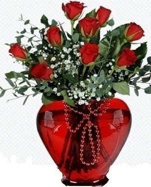 Kalp cam mika içinde 9 adet kırmızı gül  Balgat Ankara çiçek siparişi sitesi 