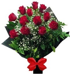11 adet kırmızı gülden buket  Balgat Ankara çiçek gönderme 