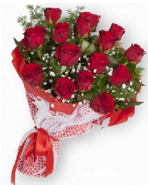 11 kırmızı gülden buket  Ankara güvenli kaliteli hızlı çiçek 