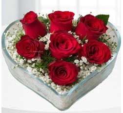 Kalp içerisinde 7 adet kırmızı gül  Ankara çiçek servisi , çiçekçi adresleri 