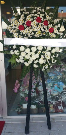 Cenaze çiçeği cenaze çiçek modelleri  Balgat çiçek gönderme sitemiz güvenlidir 