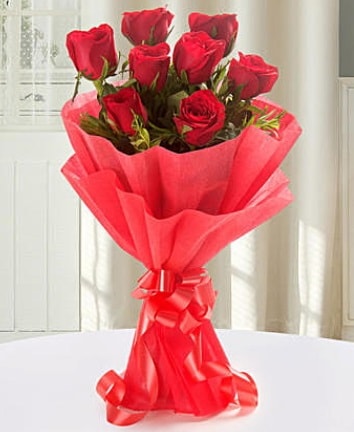 9 adet kırmızı gülden modern buket  balgat çiçek siparişi Ankara çiçek yolla 