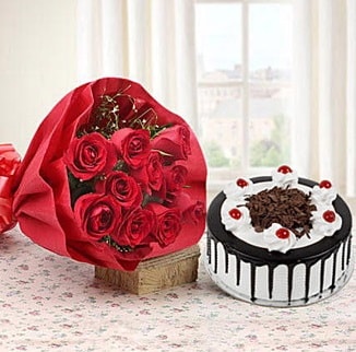 12 adet kırmızı gül 4 kişilik yaş pasta  Ankara çiçekçiler hediye çiçek yolla 